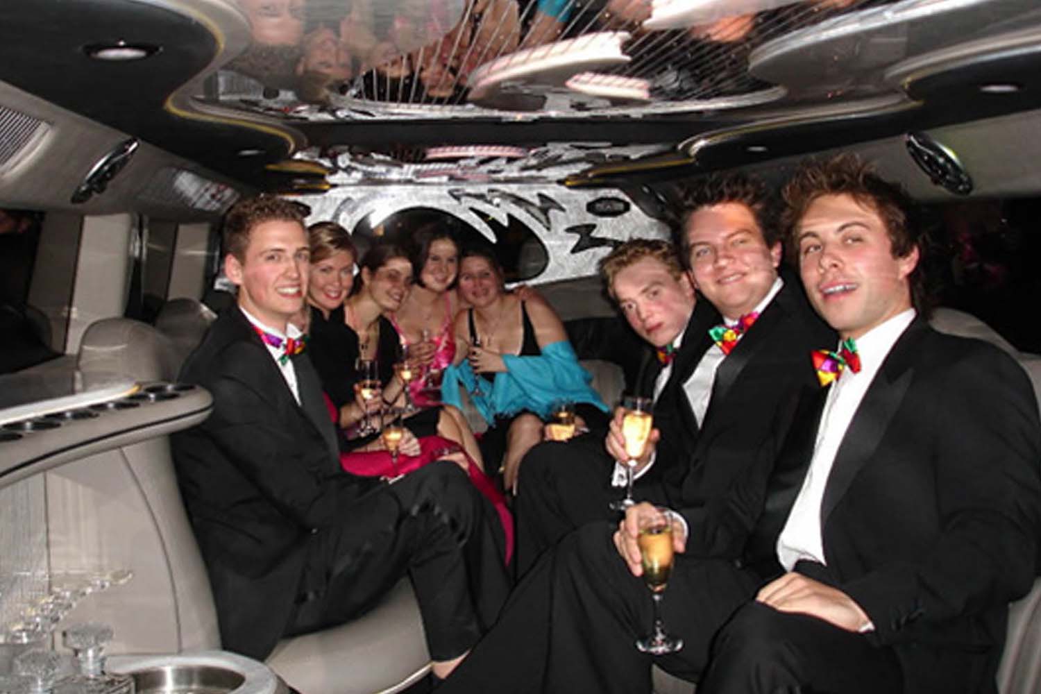 Prom Transpotation Midwest Coach Limo | Prom Transportation